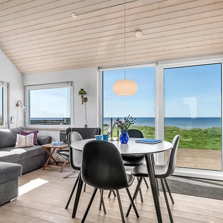 Trifun - 50m From The Sea By Interhome